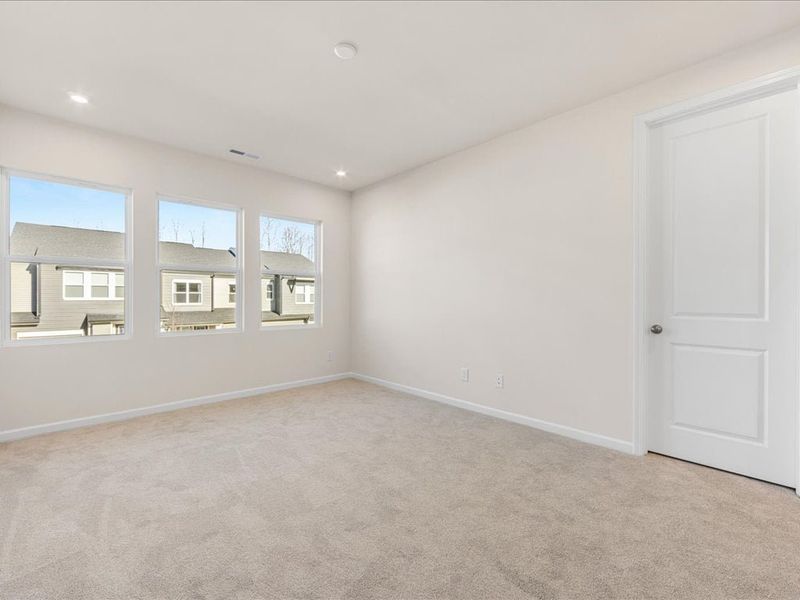Spacious, unfurnished interior of a new home in Fifteen 15 Cannon, Charlotte (Image 21).