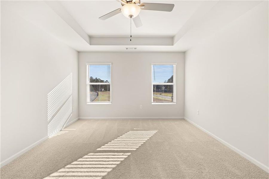 Spacious, unfurnished interior of a new home in Lake Carlton, Loganville (Image 21).