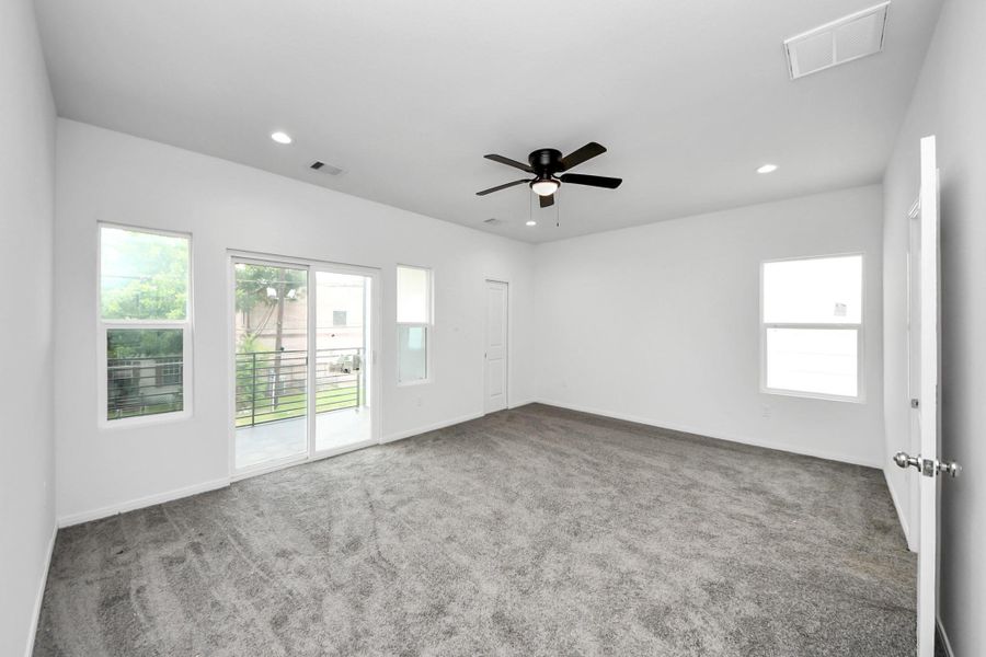 Spacious, unfurnished interior of a new home in , Houston (Image 10). Spacious, unfurnished interior of a new home in , Houston (Image 10).