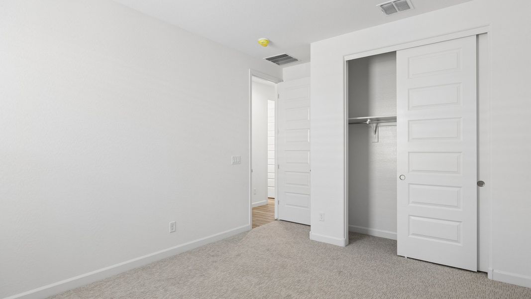 Spacious, unfurnished interior of a new home in Radiance at Superstition Vistas, Apache Junction (Image 38).