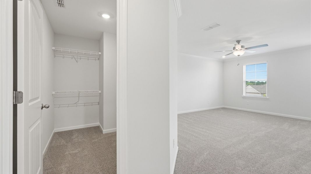 Spacious, unfurnished interior of a new home in Wheatfield, Shelbyville (Image 30). Spacious, unfurnished interior of a new home in Wheatfield, Shelbyville (Image 30).