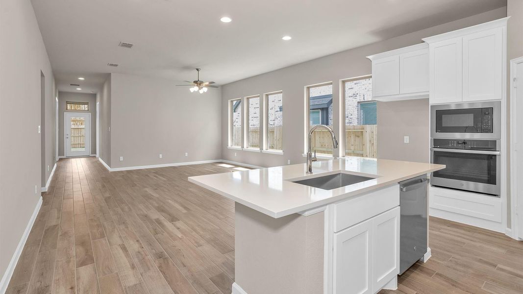 Furnished interior view inside a new home in Brookewater, Rosenberg (Image 8). Furnished interior view inside a new home in Brookewater, Rosenberg (Image 8).