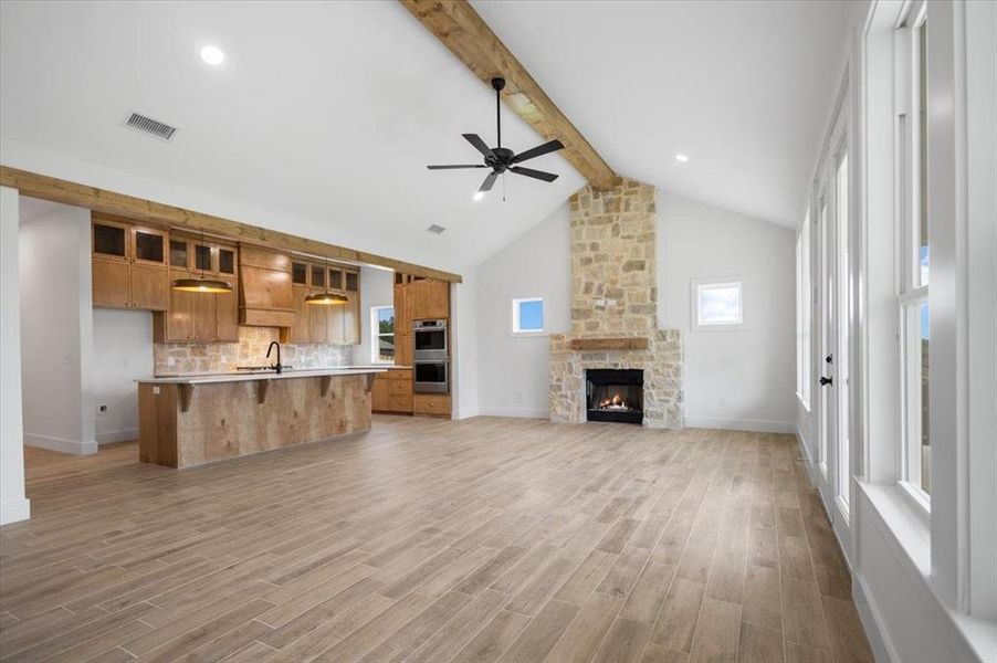 Image 36 of a home in .