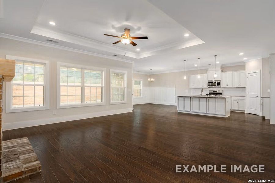 Spacious, unfurnished interior of a new home in The Reserve at Potranco Oaks, Castroville (Image 20).