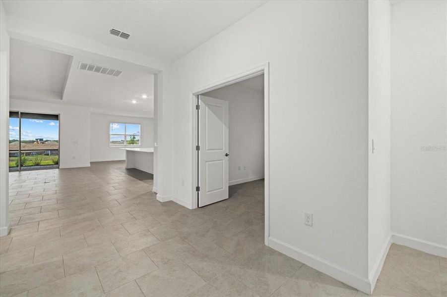 Spacious, unfurnished interior of a new home in Rye Ranch, Parrish (Image 21).