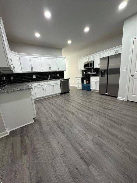 Spacious, unfurnished interior of a new home in , Griffin (Image 18).