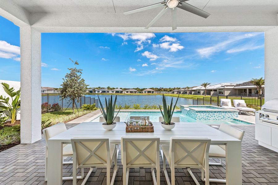 Representative exterior details of a home built from the Venice by GL Homes in Valencia Grand (55+), Boynton Beach (Image 3).