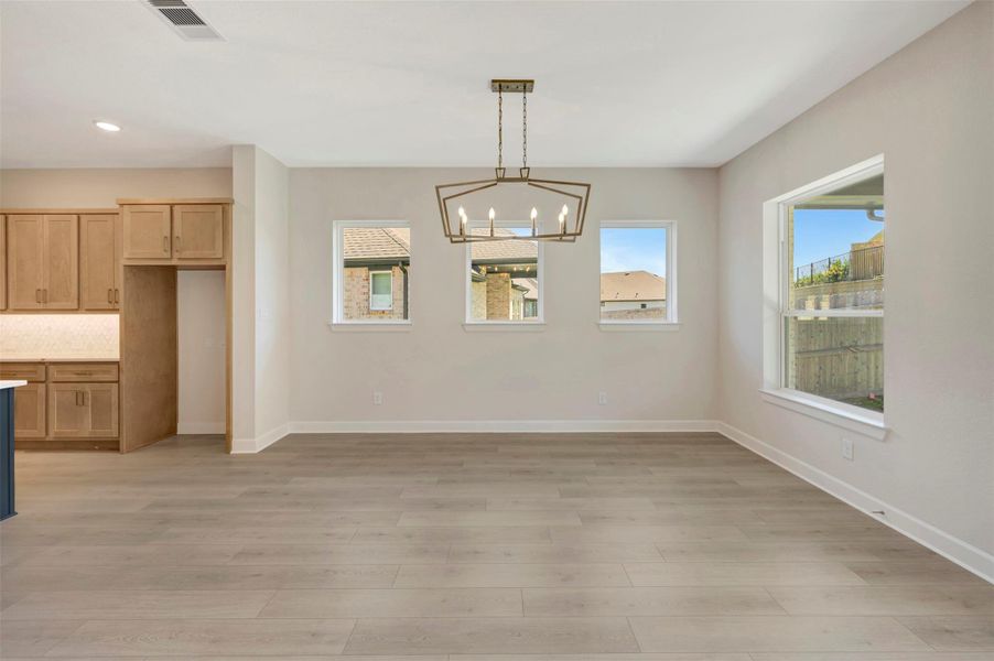 Spacious, unfurnished interior of a new home in The Woodlands Hills - Summit Collection, Willis (Image 33).