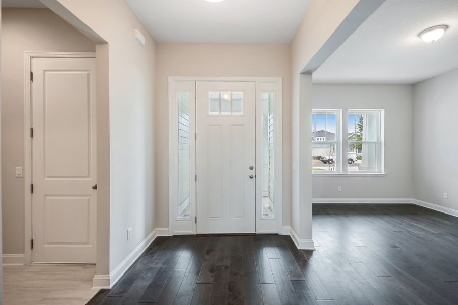 Representative unfurnished interior of a home built from the Walton by Riverside Homes in Mariposa at EverRange, Jacksonville (Image 38).