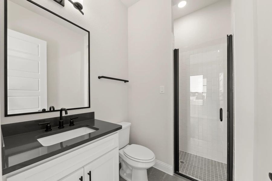 The Bracken III B Bathroom The Bracken III B Bathroom