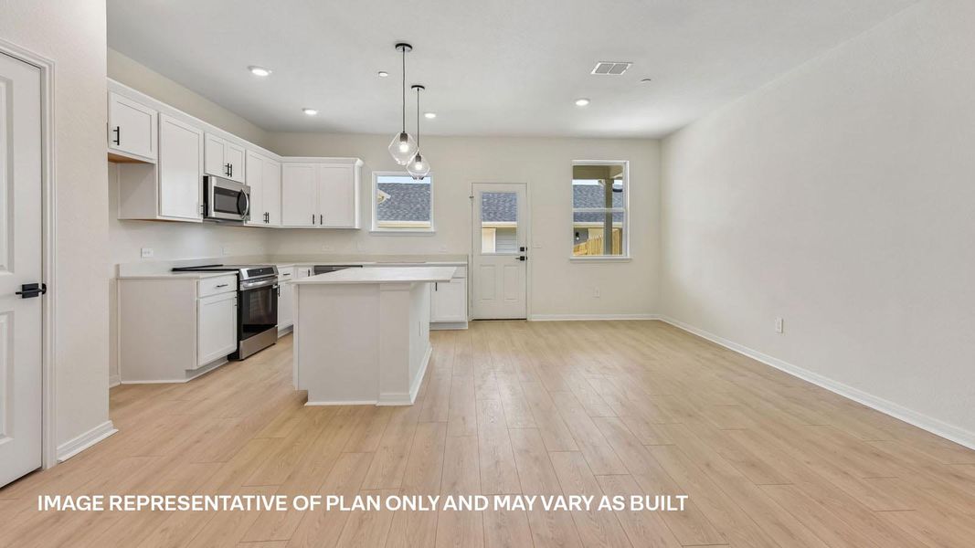 Spacious, unfurnished interior of a new home in Avery Centre, Round Rock (Image 25).
