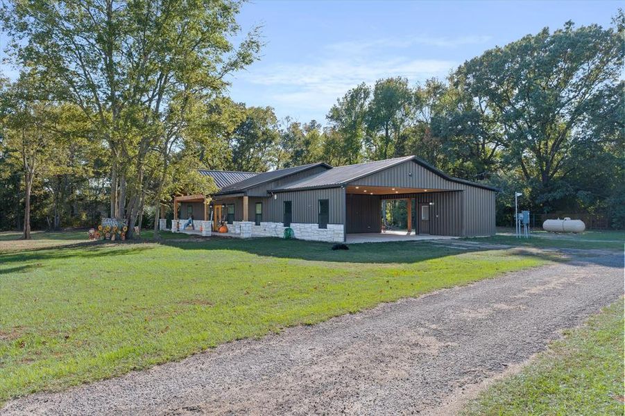 Exterior details and patio area of a home in , Ben Wheeler (Image 18).