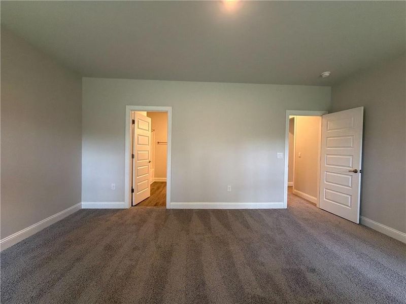 Spacious, unfurnished interior of a new home in Tuscany Hills, Douglasville (Image 31).