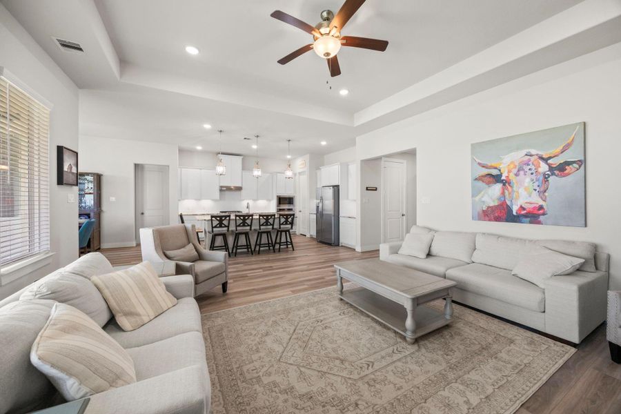 Furnished interior view inside a new home in , Santa Fe (Image 34).