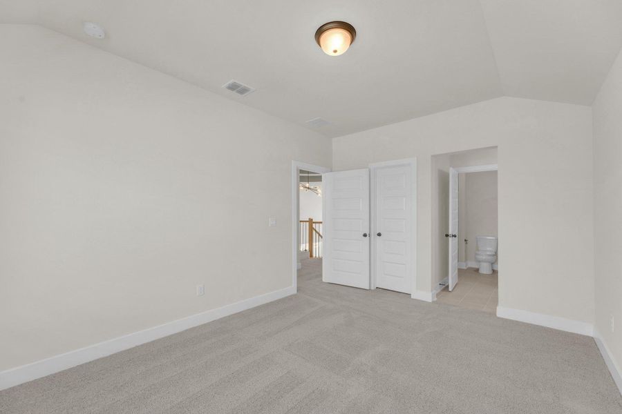 Spacious, unfurnished interior of a new home in Flora, Hutto (Image 19). Spacious, unfurnished interior of a new home in Flora, Hutto (Image 19).