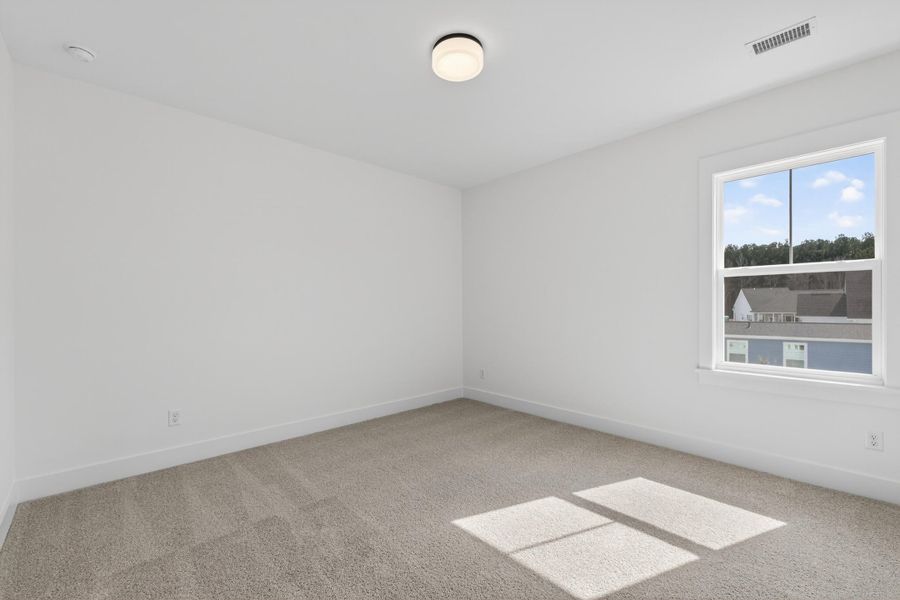 Spacious, unfurnished interior of a new home in , Summerville (Image 25).