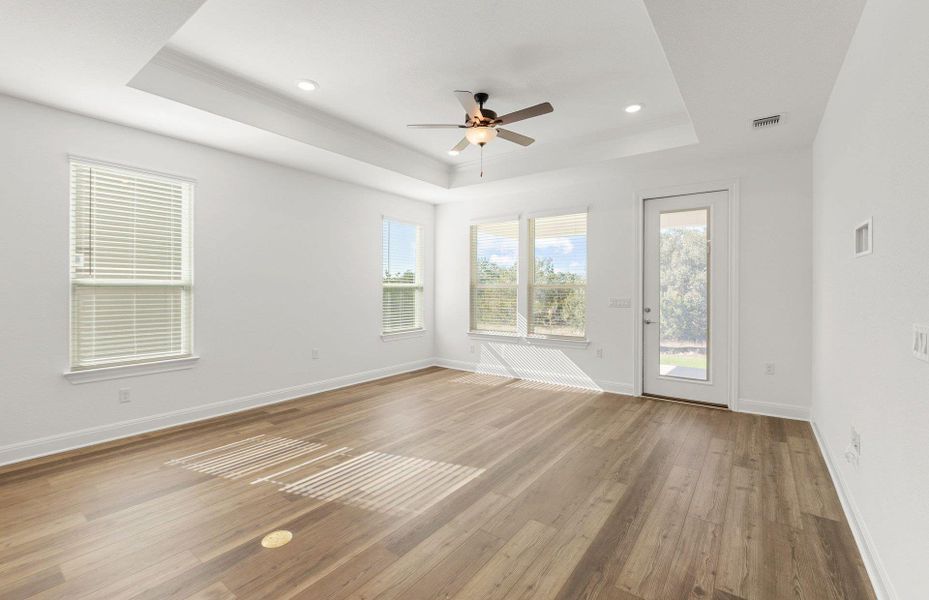 Spacious, unfurnished interior of a new home in Sun City Texas, Georgetown (Image 21). Spacious, unfurnished interior of a new home in Sun City Texas, Georgetown (Image 21).