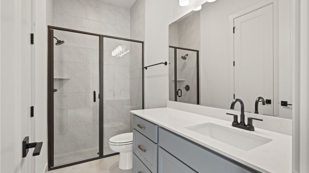 Furnished interior view inside a new home in Turnleaf, Punta Gorda (Image 10).