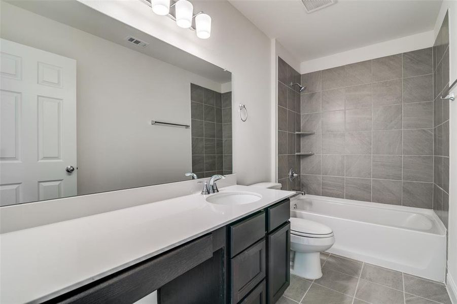 Furnished interior view inside a new home in Heartland, Crandall (Image 9).