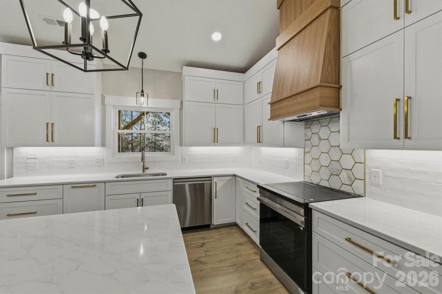 Furnished interior view inside a new home in , Valdese (Image 7).