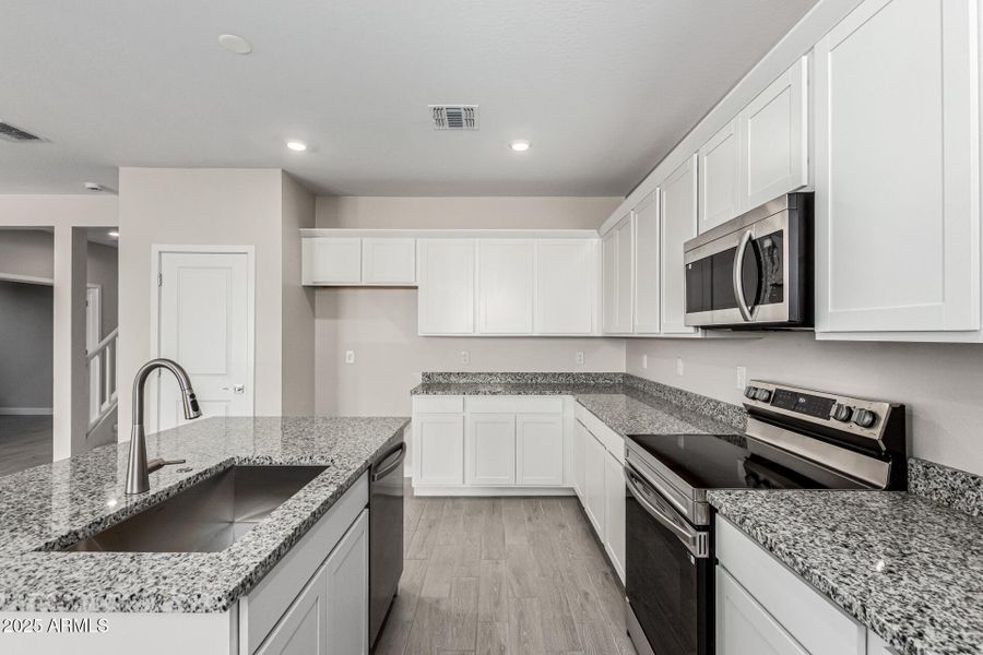 12 - Florence 12 - Florence