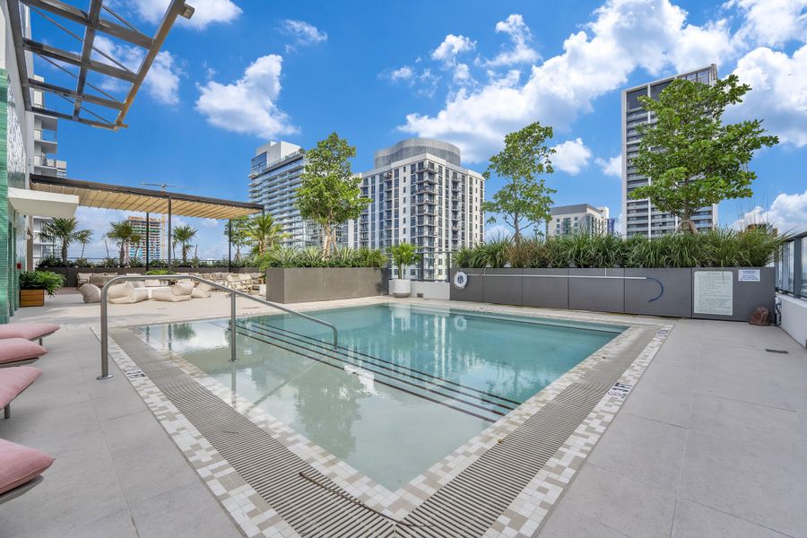 036_trevisuality_11_ne_6th_st_2201-36_68