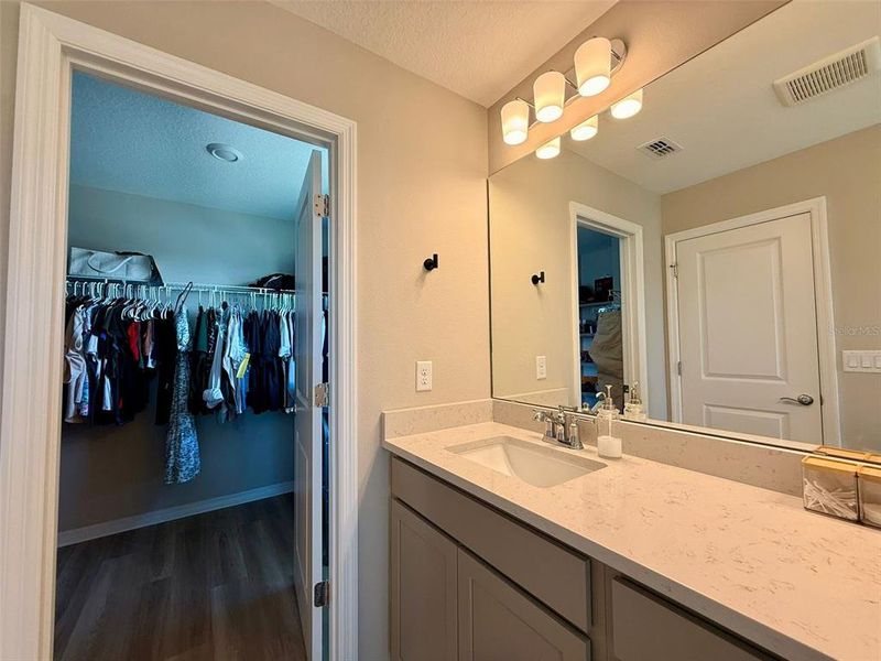Furnished interior view inside a new home in , Winter Garden (Image 8).
