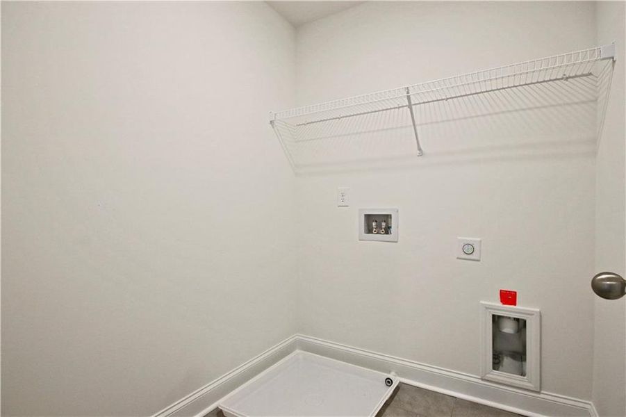 Spacious, unfurnished interior of a new home in Somerset at Riverbrook, Gainesville (Image 30). Spacious, unfurnished interior of a new home in Somerset at Riverbrook, Gainesville (Image 30).