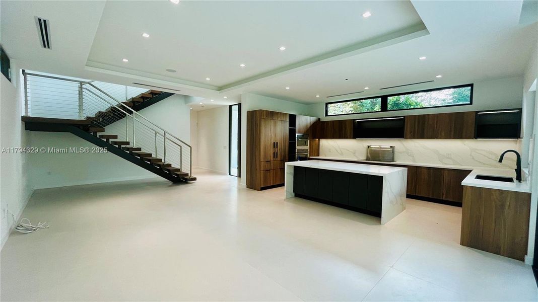 Image 29 of a home in .