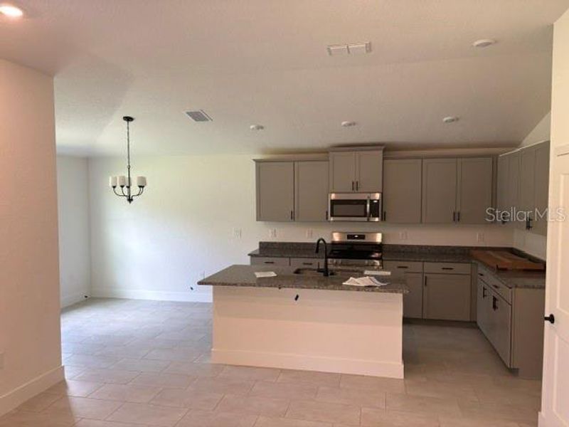 Furnished interior view inside a new home in Juliette Falls, Dunnellon (Image 5).