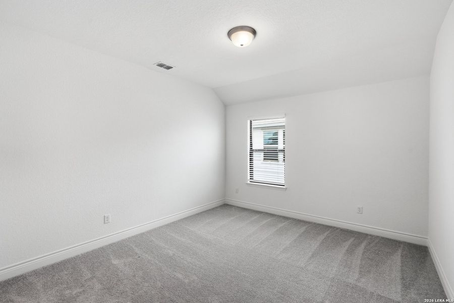 Spacious, unfurnished interior of a new home in Bison Ridge, San Antonio (Image 44). Spacious, unfurnished interior of a new home in Bison Ridge, San Antonio (Image 44).
