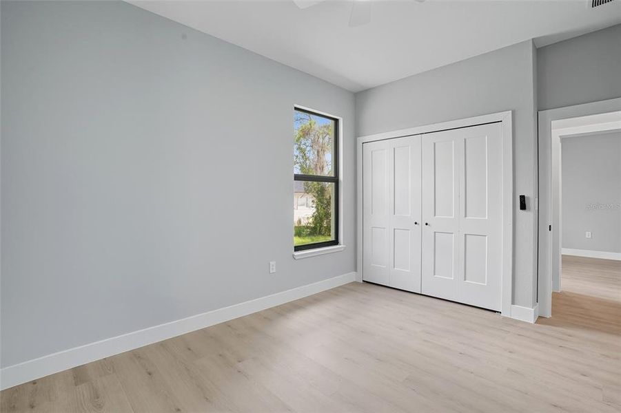 Spacious, unfurnished interior of a new home in , Lehigh Acres (Image 20).