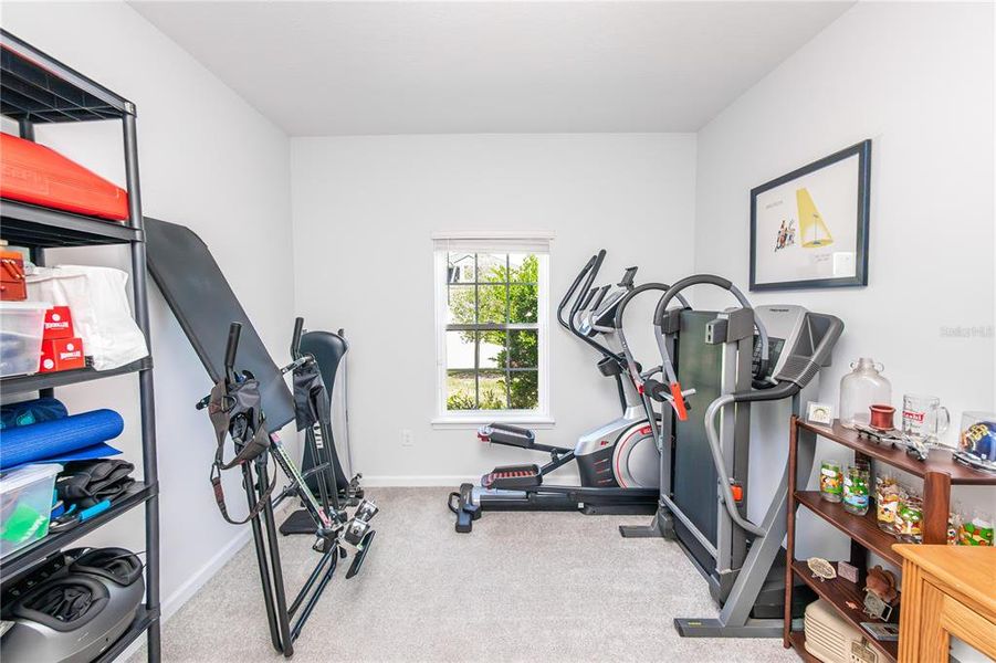 Bedroom 2/ exercise room