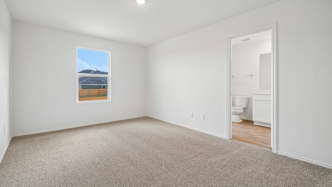 Spacious, unfurnished interior of a new home in Prairie Lakes, Buda (Image 32).