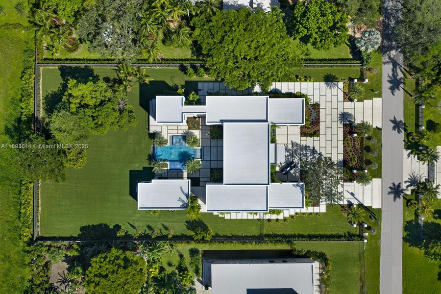 Image 62 of a home in .