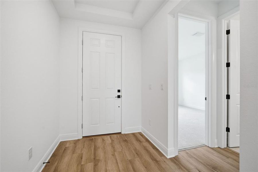 Spacious, unfurnished interior of a new home in North River Ranch, Parrish (Image 36).