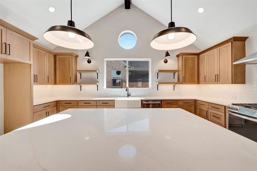 Furnished interior view inside a new home in Elevon, Lavon (Image 5).