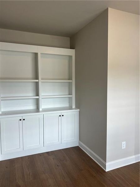 Image 28 of a home in .