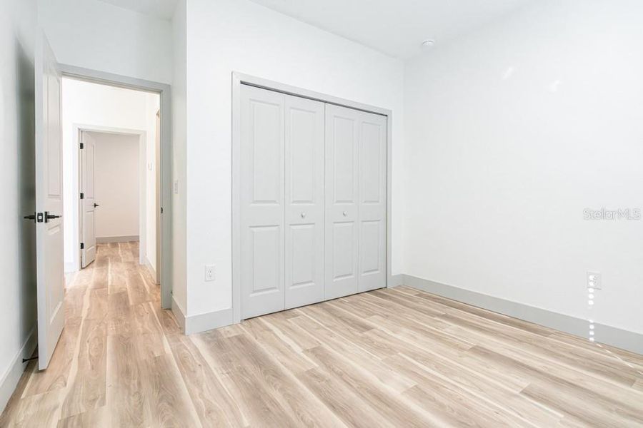 Spacious, unfurnished interior of a new home in , Apopka (Image 15).