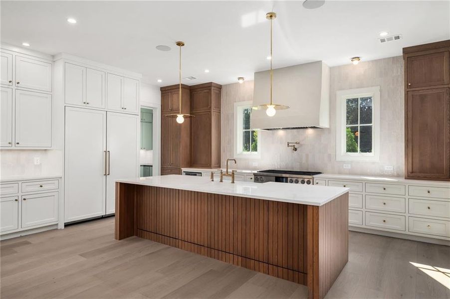 Furnished interior view inside a new home in , Roswell (Image 20).