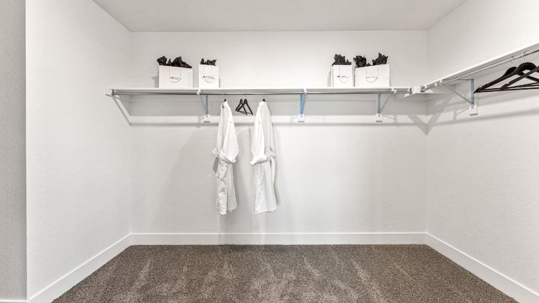 Spacious, unfurnished interior of a new home in The Aurora Highlands, Aurora (Image 17). Spacious, unfurnished interior of a new home in The Aurora Highlands, Aurora (Image 17).