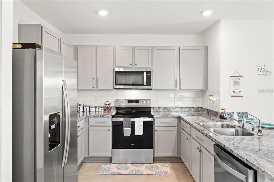 Furnished interior view inside a new home in , Wesley Chapel (Image 7).