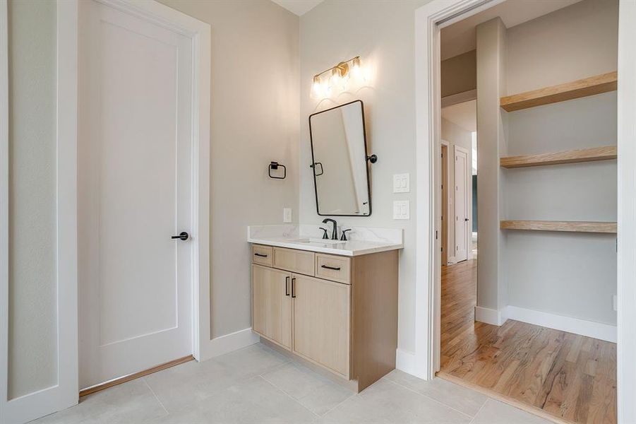 Furnished interior view inside a new home in , Granbury (Image 20).