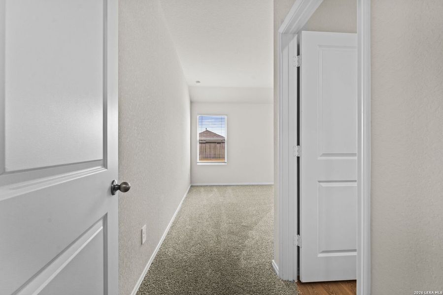 Spacious, unfurnished interior of a new home in Navarro Fields, Seguin (Image 18).