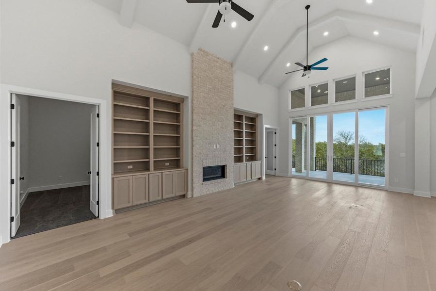 Spacious, unfurnished interior of a new home in Parkside On The River, Georgetown (Image 17).