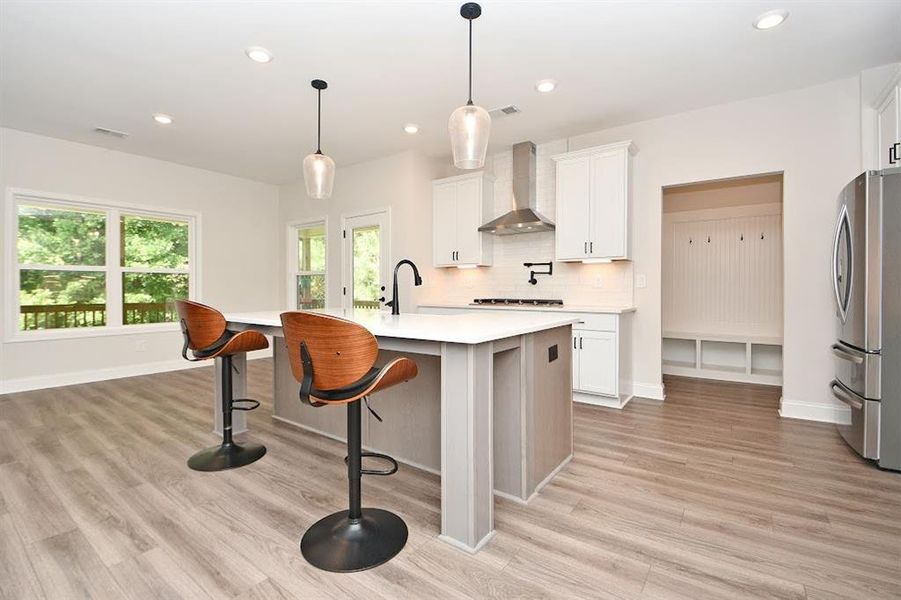 Furnished interior view inside a new home in , Dallas (Image 14).