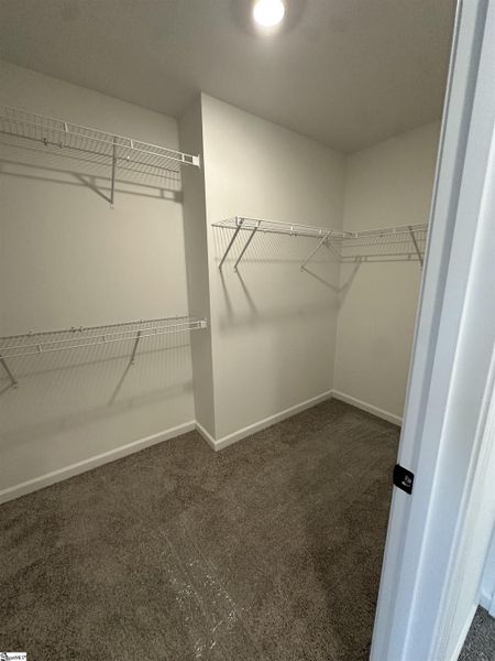 Spacious, unfurnished interior of a new home in Shiloh Trail, Wellford (Image 27).