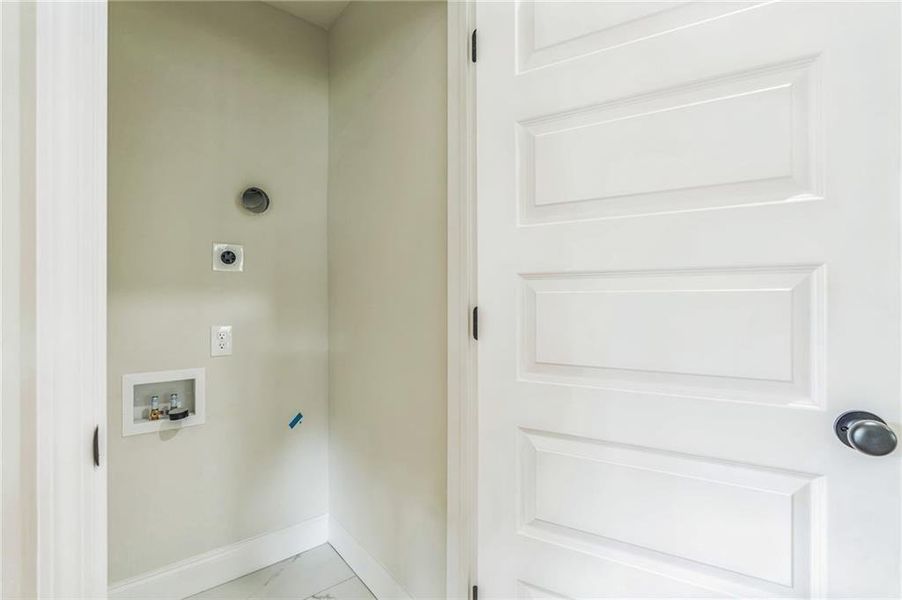 Spacious, unfurnished interior of a new home in , Atlanta (Image 24).