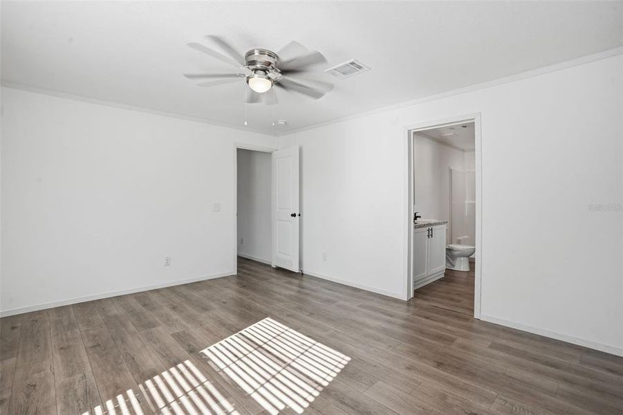 Spacious, unfurnished interior of a new home in , Brooksville (Image 18).