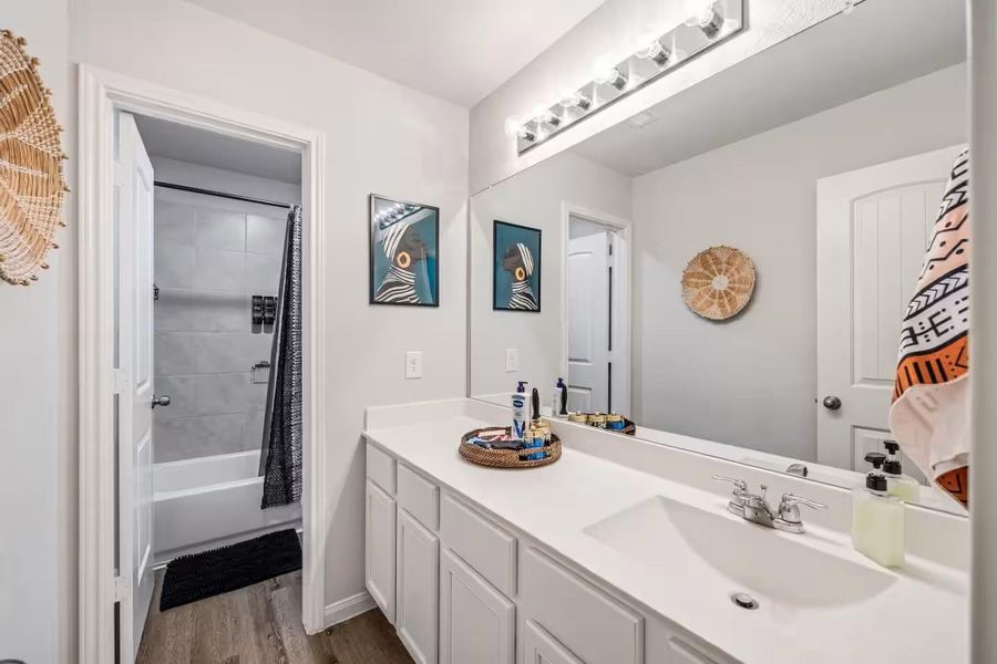 Furnished interior view inside a new home in Imperial Heights, Houston (Image 10). Furnished interior view inside a new home in Imperial Heights, Houston (Image 10).